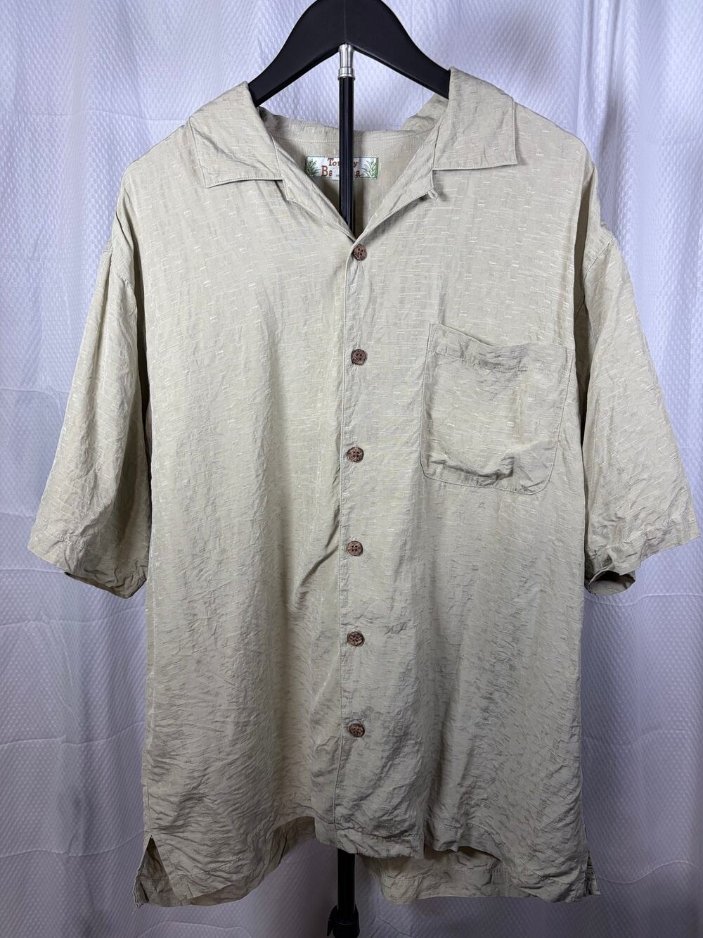 Tommy Bahama 100% Silk Button Up EUC